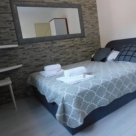 Huljev Lejlighed Primošten